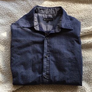 Men’s Casual button down shirt